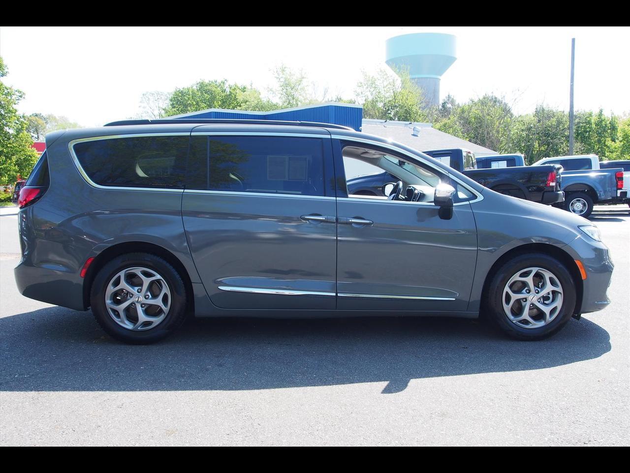 2023 Chrysler Pacifica Limited