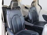 2023 Chrysler Pacifica Limited Oshkosh WI