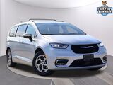 2023 Chrysler Pacifica Limited Oshkosh WI