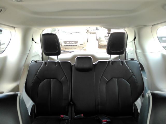 2023 Chrysler Pacifica Limited Plano TX