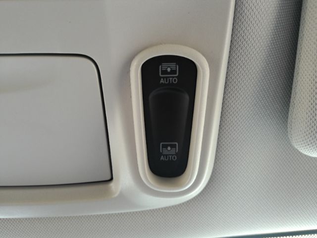 2023 Chrysler Pacifica Limited Plano TX