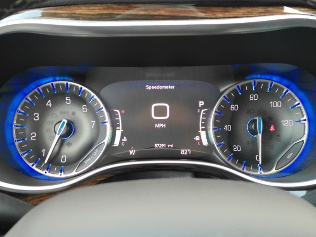 2023 Chrysler Pacifica Limited Plano TX