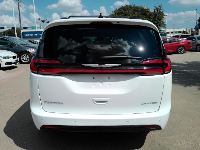2023 Chrysler Pacifica Limited Plano TX