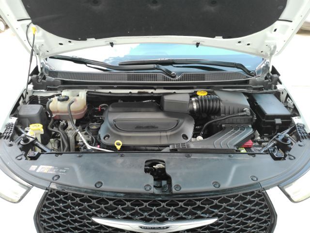 2023 Chrysler Pacifica Limited Plano TX