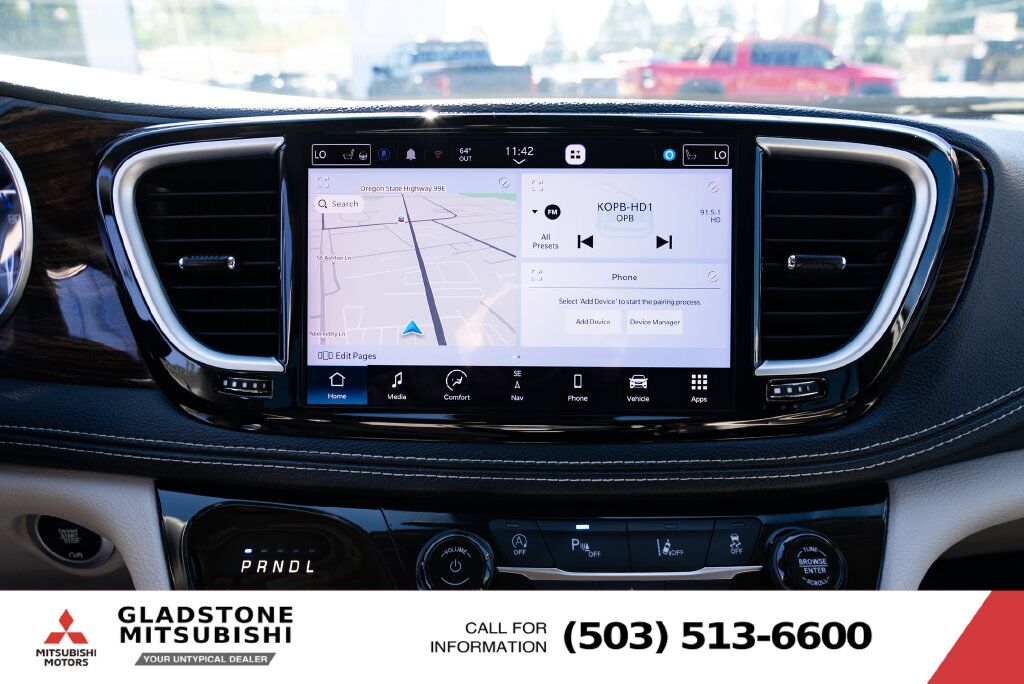 2023 Chrysler Pacifica Limited Milwaukie OR