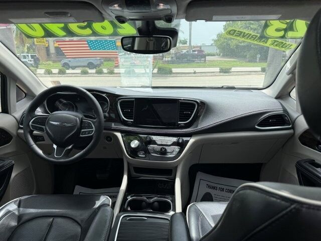 2023 Chrysler Pacifica Limited Punta Gorda FL