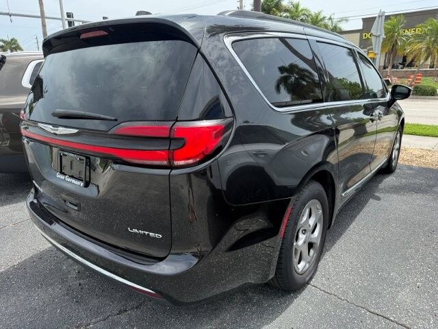 2023 Chrysler Pacifica Limited Punta Gorda FL
