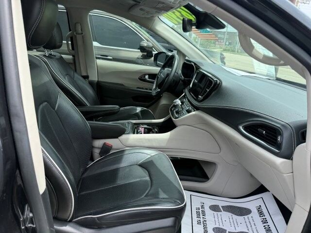 2023 Chrysler Pacifica Limited Punta Gorda FL