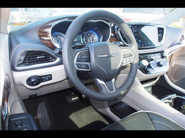 2023 Chrysler Pacifica Limited Raleigh NC