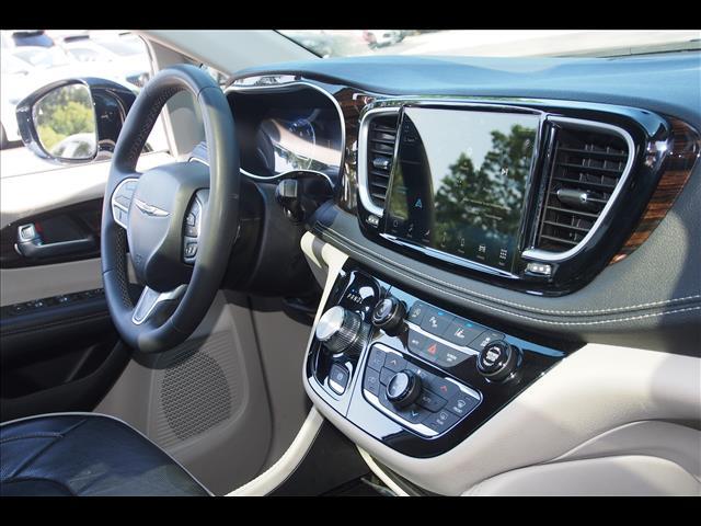 2023 Chrysler Pacifica Limited Raleigh NC