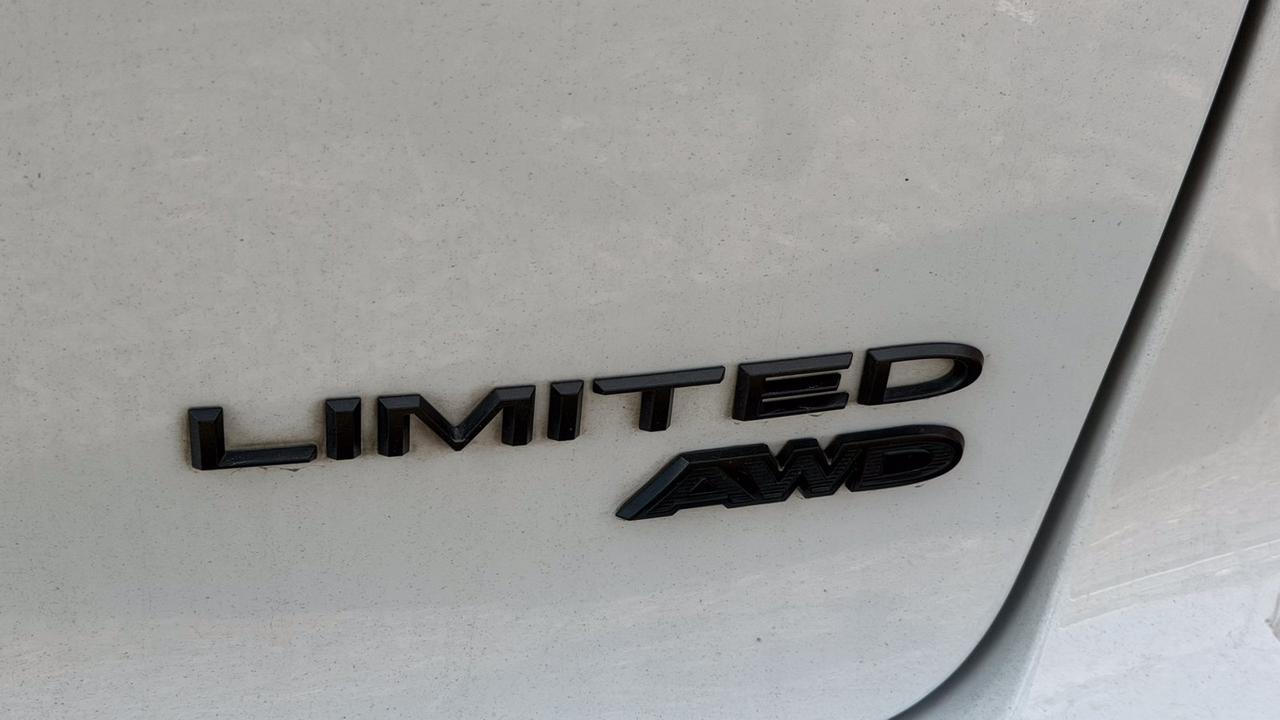 2023 Chrysler Pacifica Limited New Braunfels TX