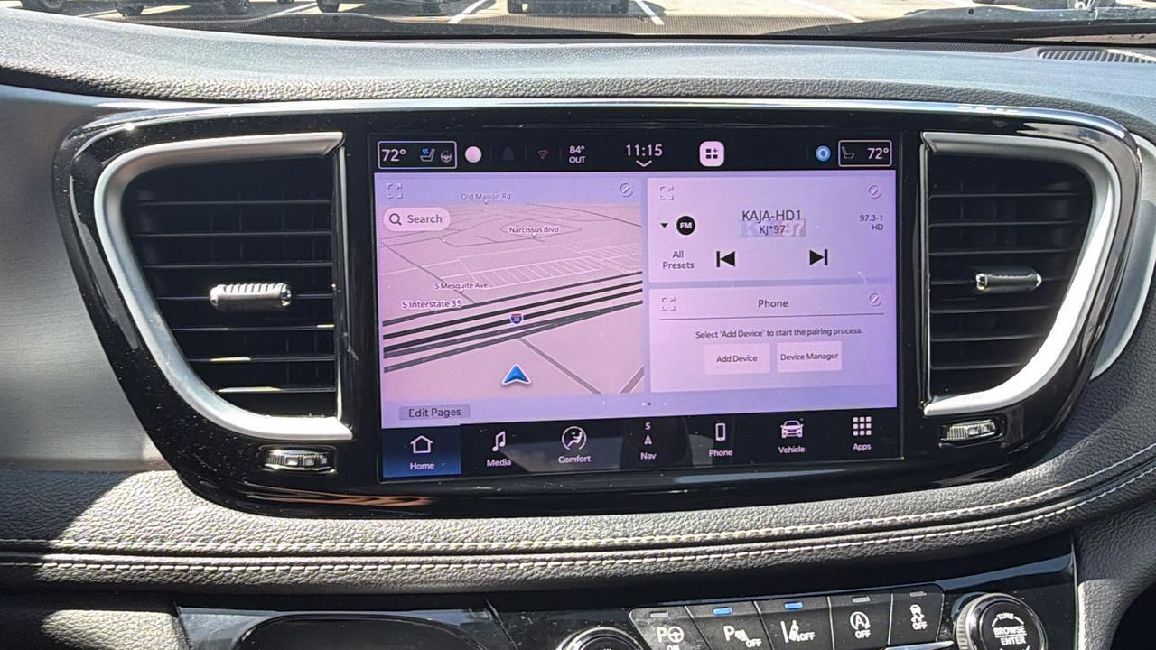2023 Chrysler Pacifica Limited New Braunfels TX