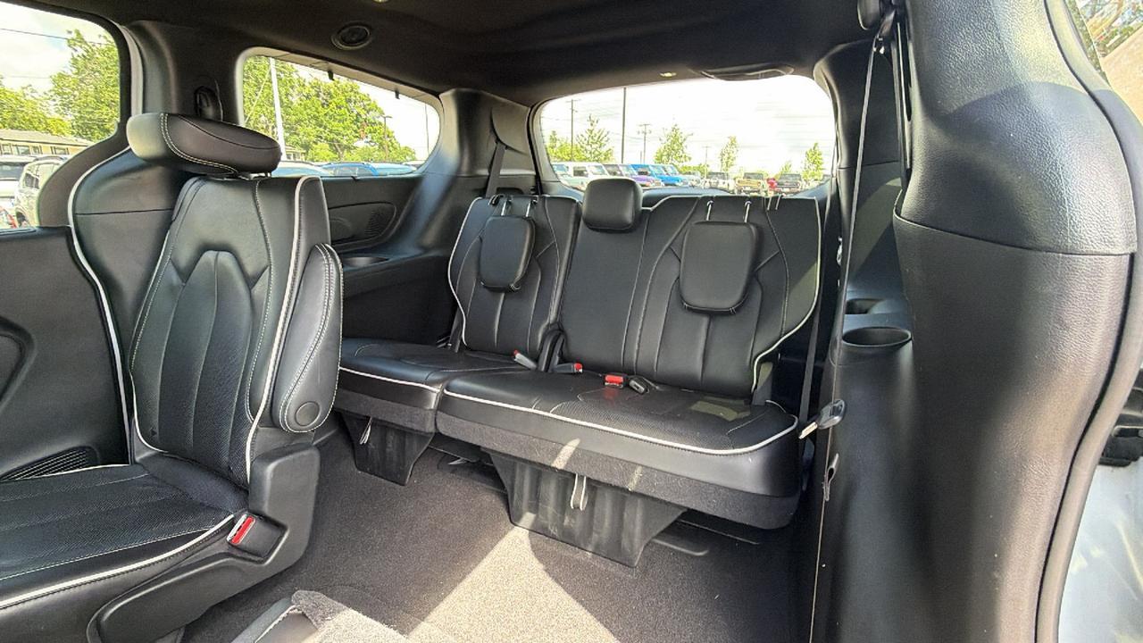 2023 Chrysler Pacifica Limited New Braunfels TX