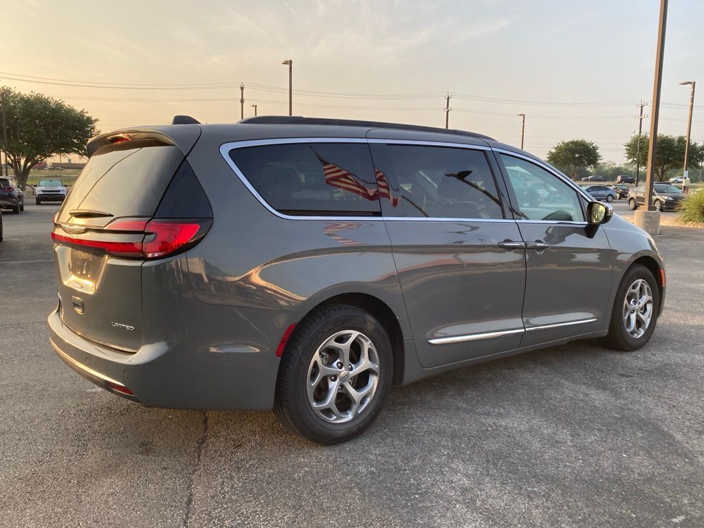 2023 Chrysler Pacifica Limited San Antonio TX