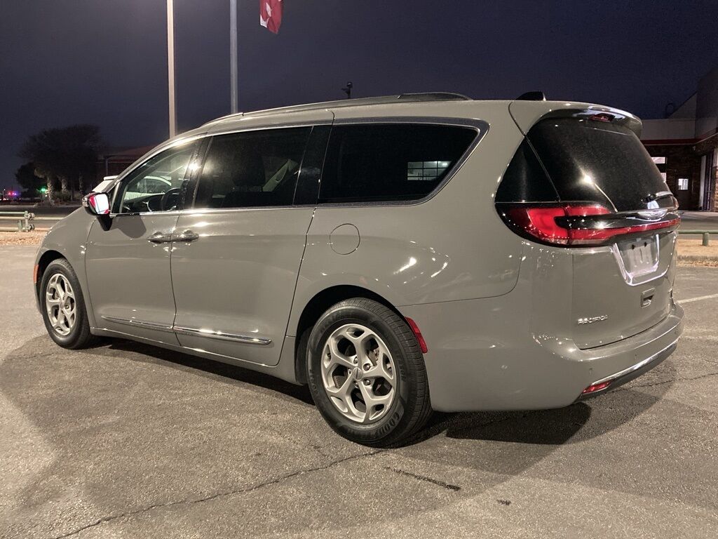 2023 Chrysler Pacifica Limited San Antonio TX