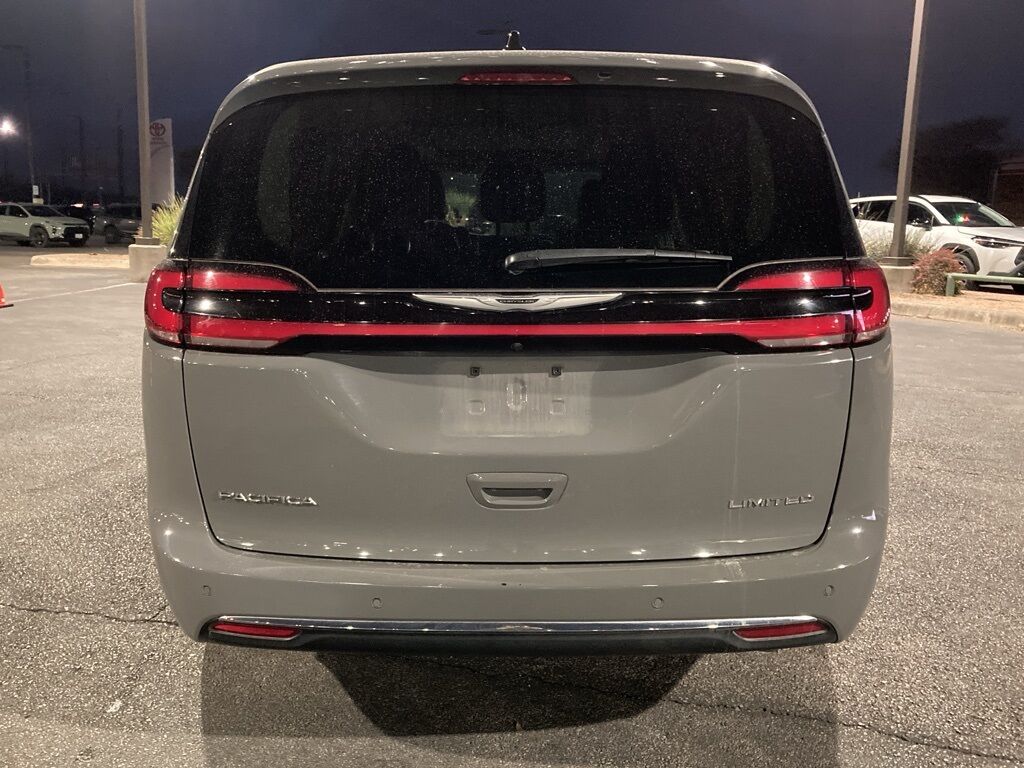 2023 Chrysler Pacifica Limited San Antonio TX