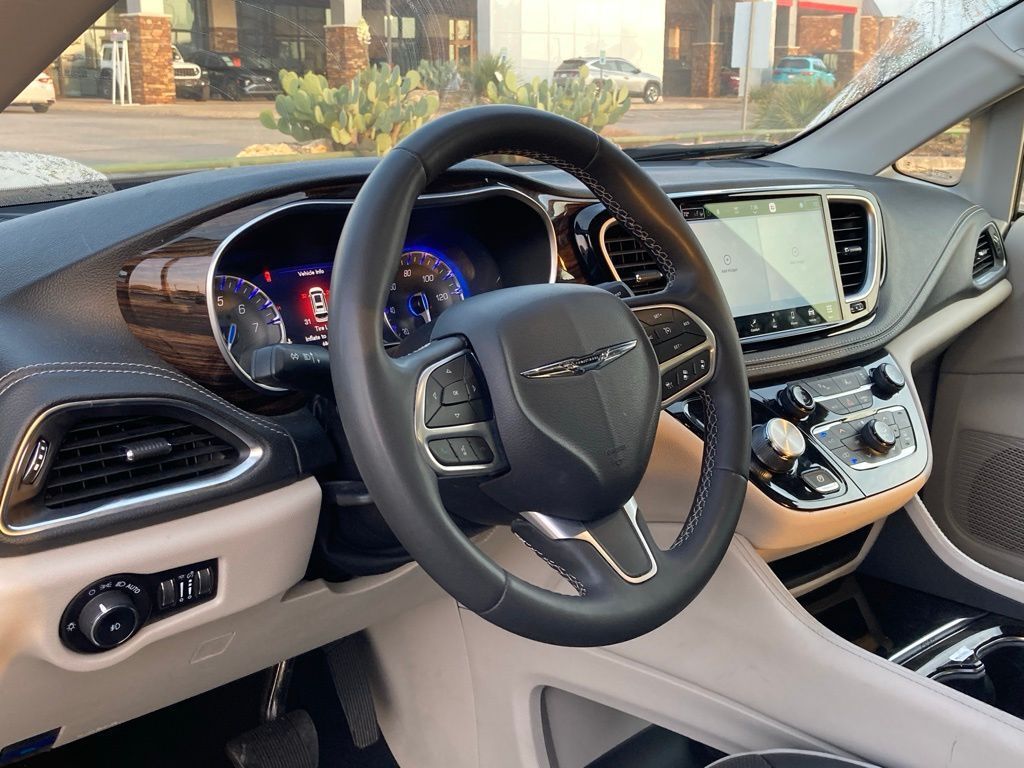 2023 Chrysler Pacifica Limited San Antonio TX