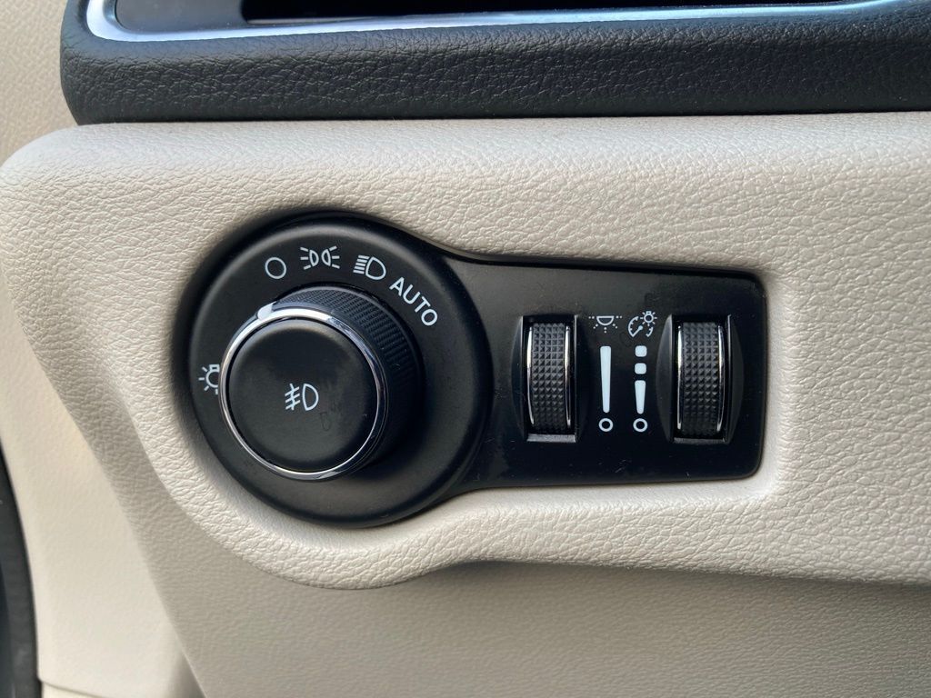 2023 Chrysler Pacifica Limited San Antonio TX