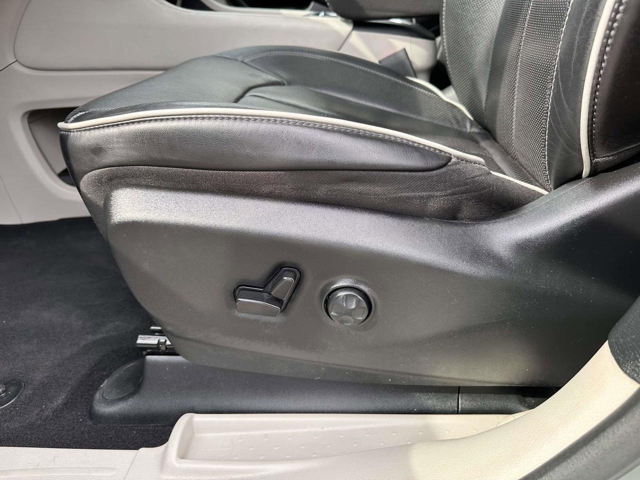 2023 Chrysler Pacifica Limited San Clemente CA