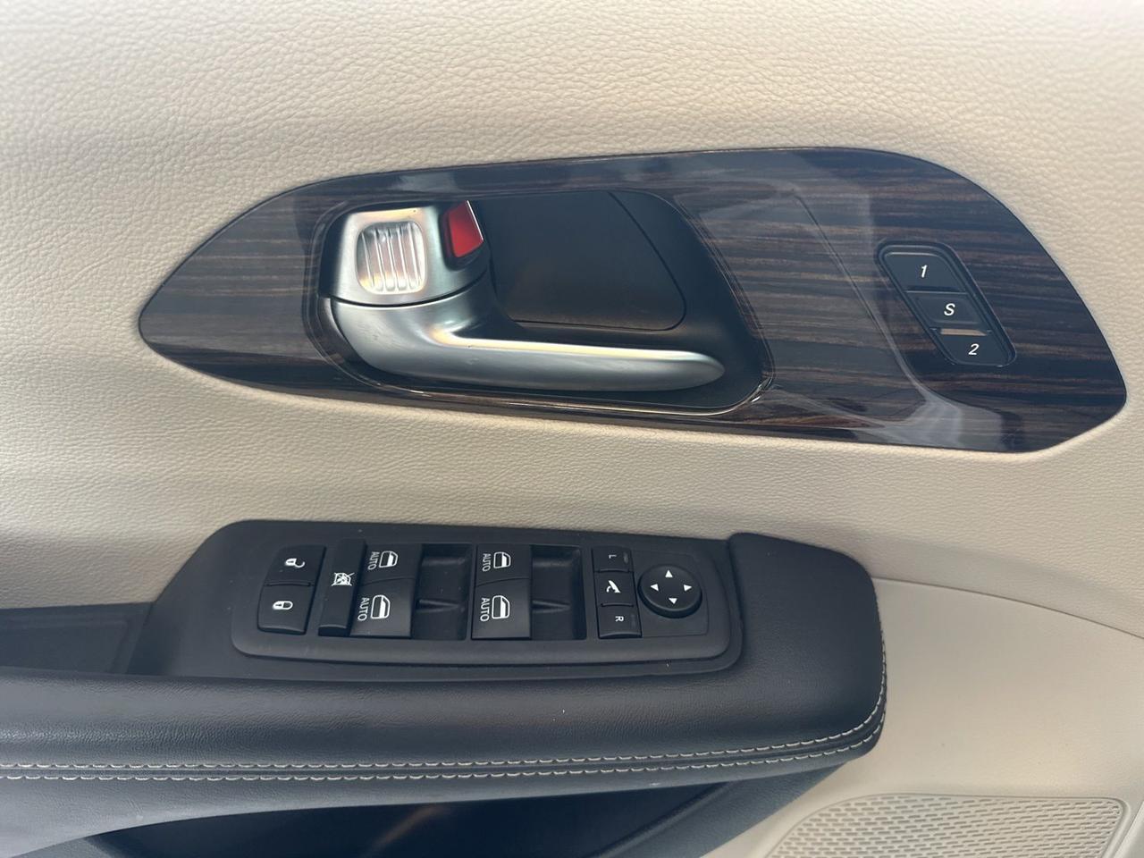2023 Chrysler Pacifica Limited Richmond VA