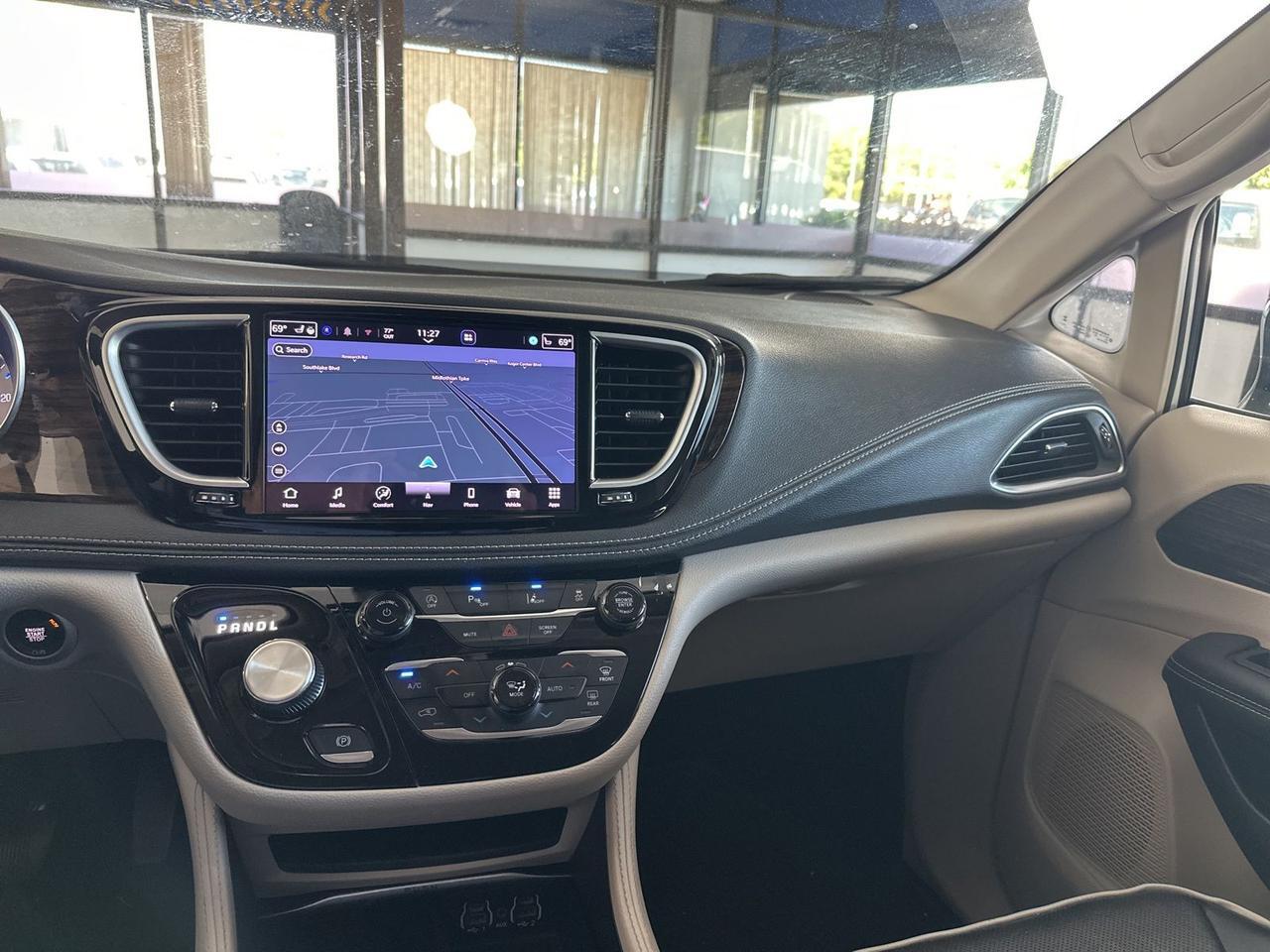 2023 Chrysler Pacifica Limited Richmond VA