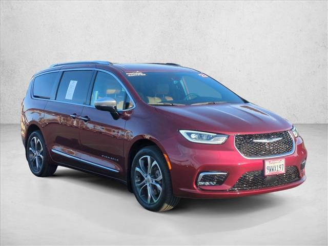 2023 Chrysler Pacifica Pinnacle