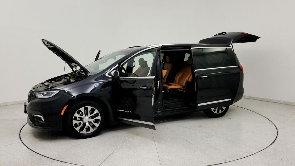 2023 Chrysler Pacifica Plug-In Hybrid Pinnacle Laurel MD