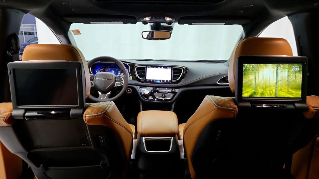2023 Chrysler Pacifica Plug-In Hybrid Pinnacle Laurel MD