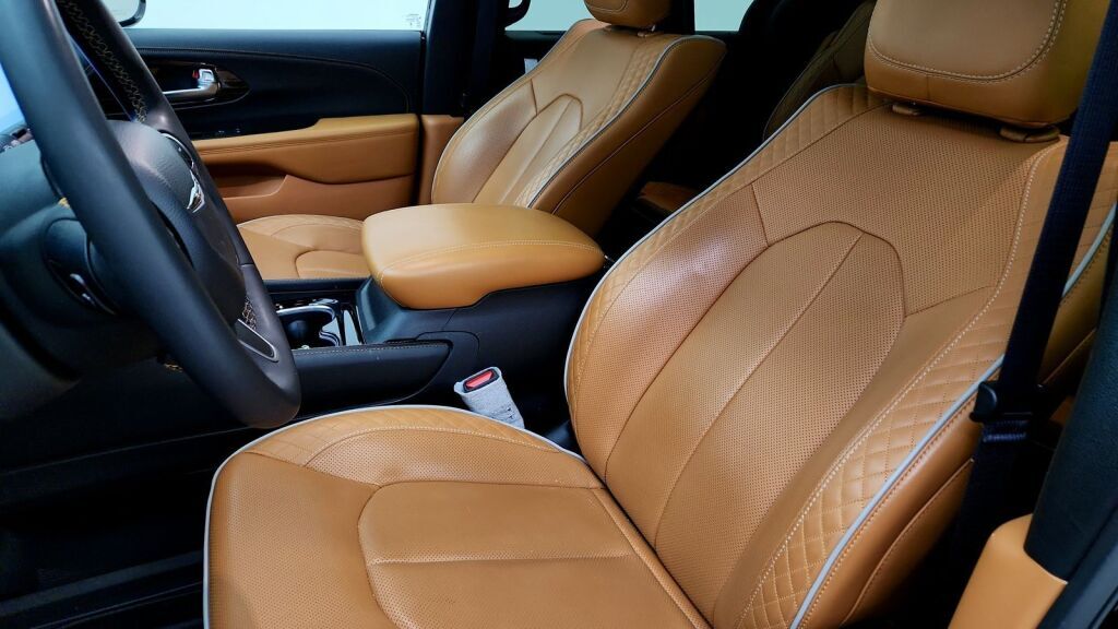 2023 Chrysler Pacifica Plug-In Hybrid Pinnacle Laurel MD