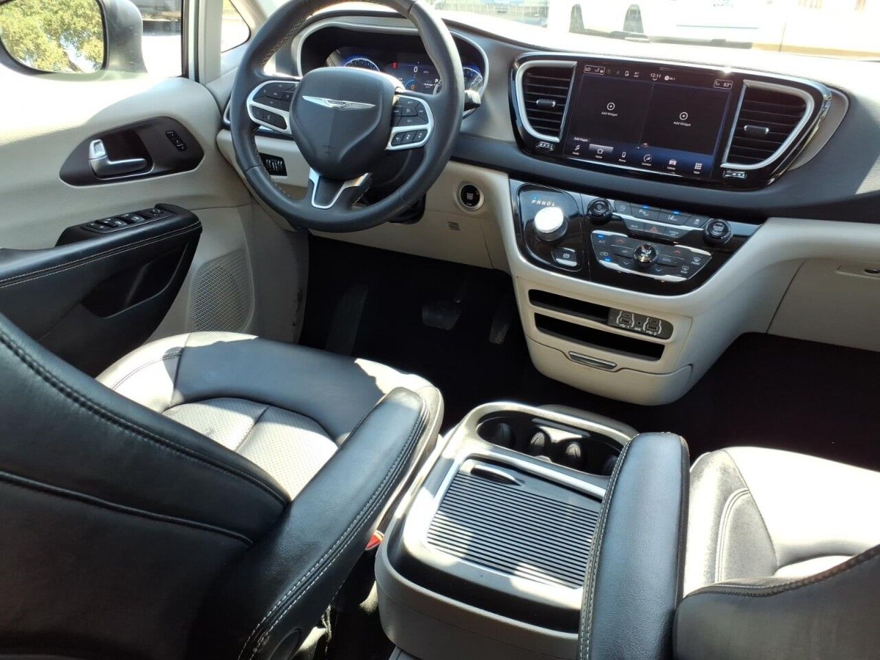 2023 Chrysler Pacifica Touring L Uvalde TX