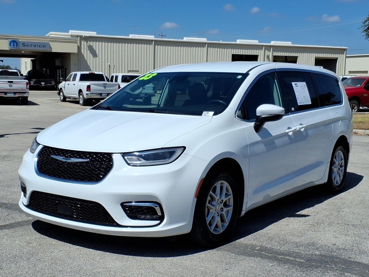 2023 Chrysler Pacifica Touring L Uvalde TX