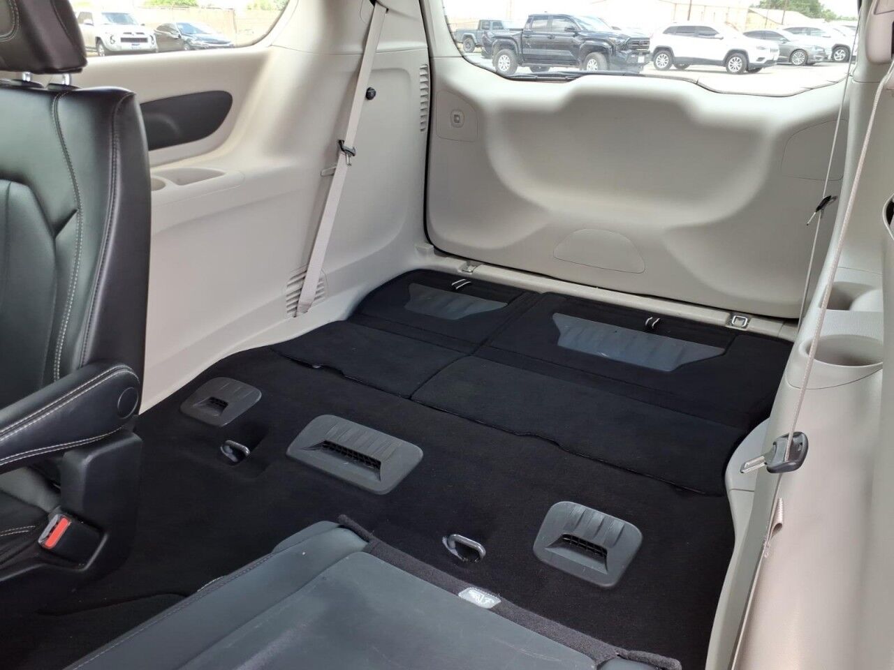 2023 Chrysler Pacifica Touring L Uvalde TX