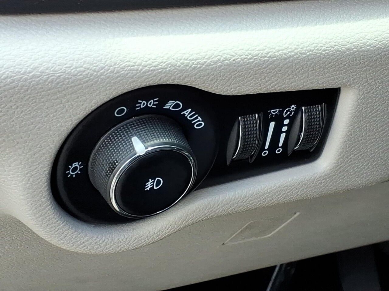 2023 Chrysler Pacifica Touring L Uvalde TX