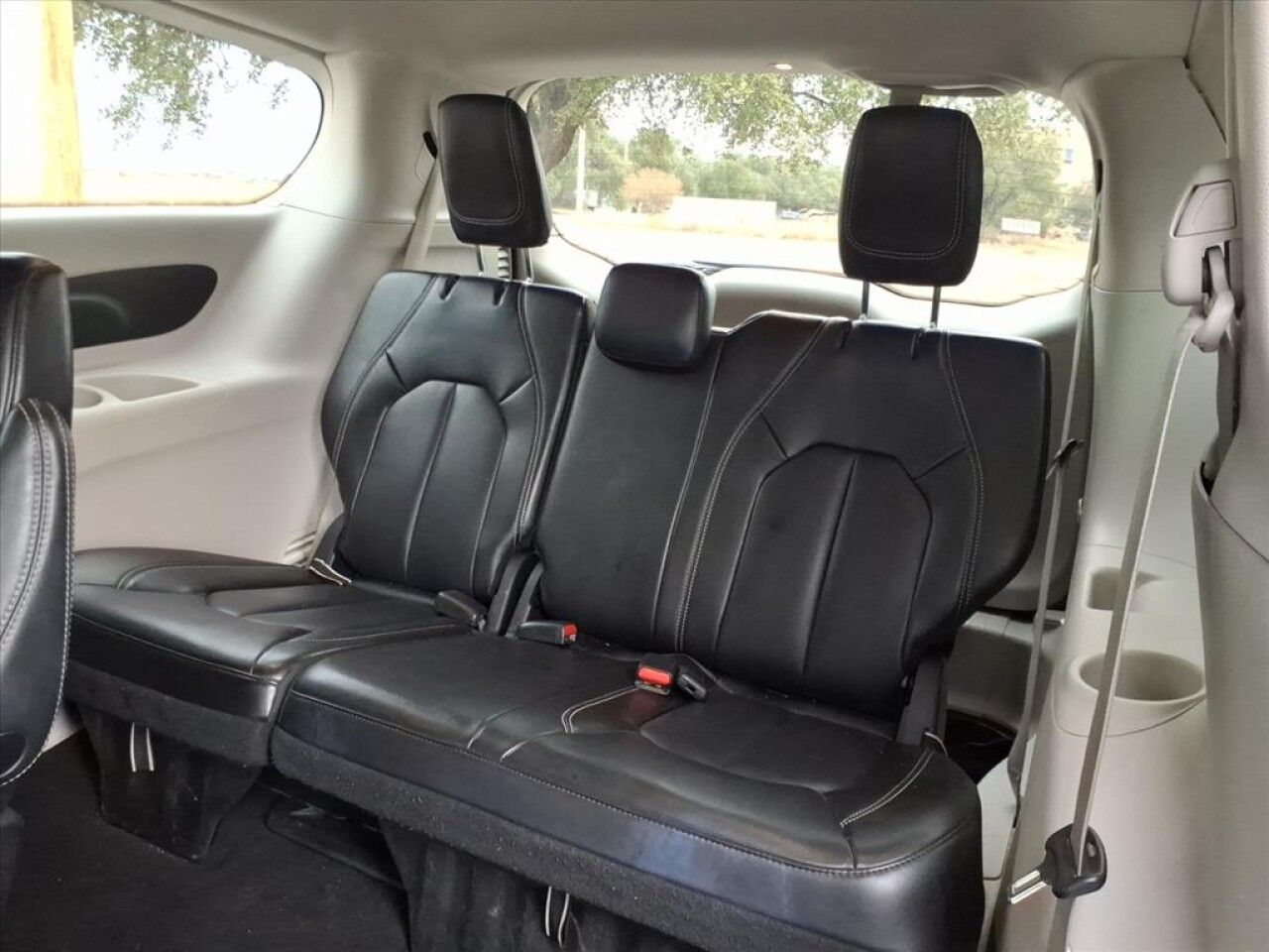 2023 Chrysler Pacifica Touring L Uvalde TX