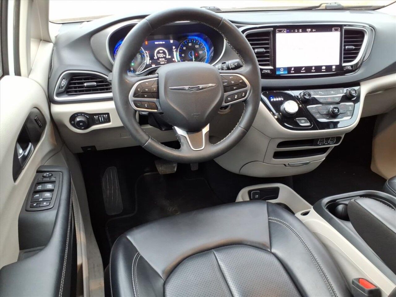 2023 Chrysler Pacifica Touring L Uvalde TX