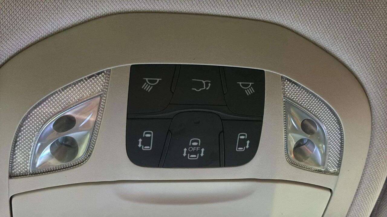 2023 Chrysler Pacifica Touring L 4dr Mini Van Chesterfield MI