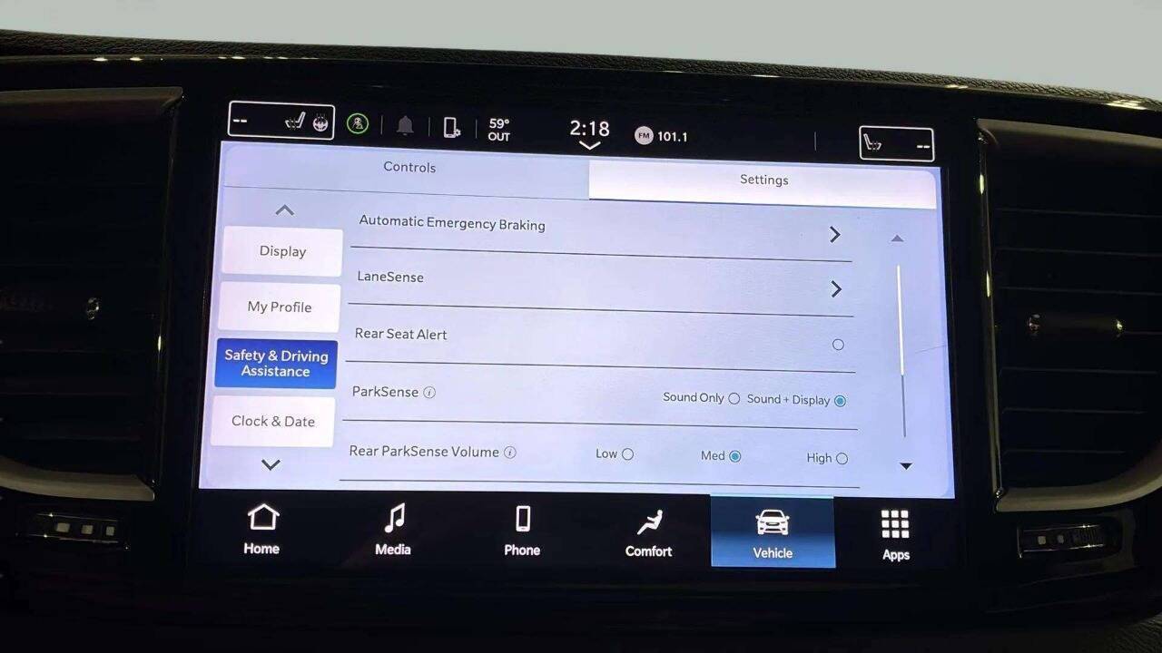 2023 Chrysler Pacifica Touring L 4dr Mini Van Chesterfield MI