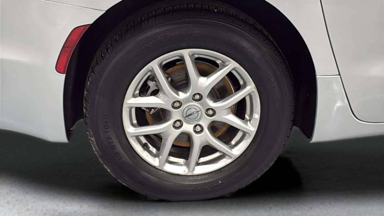 2023 Chrysler Pacifica Touring L 4dr Mini Van Chesterfield MI