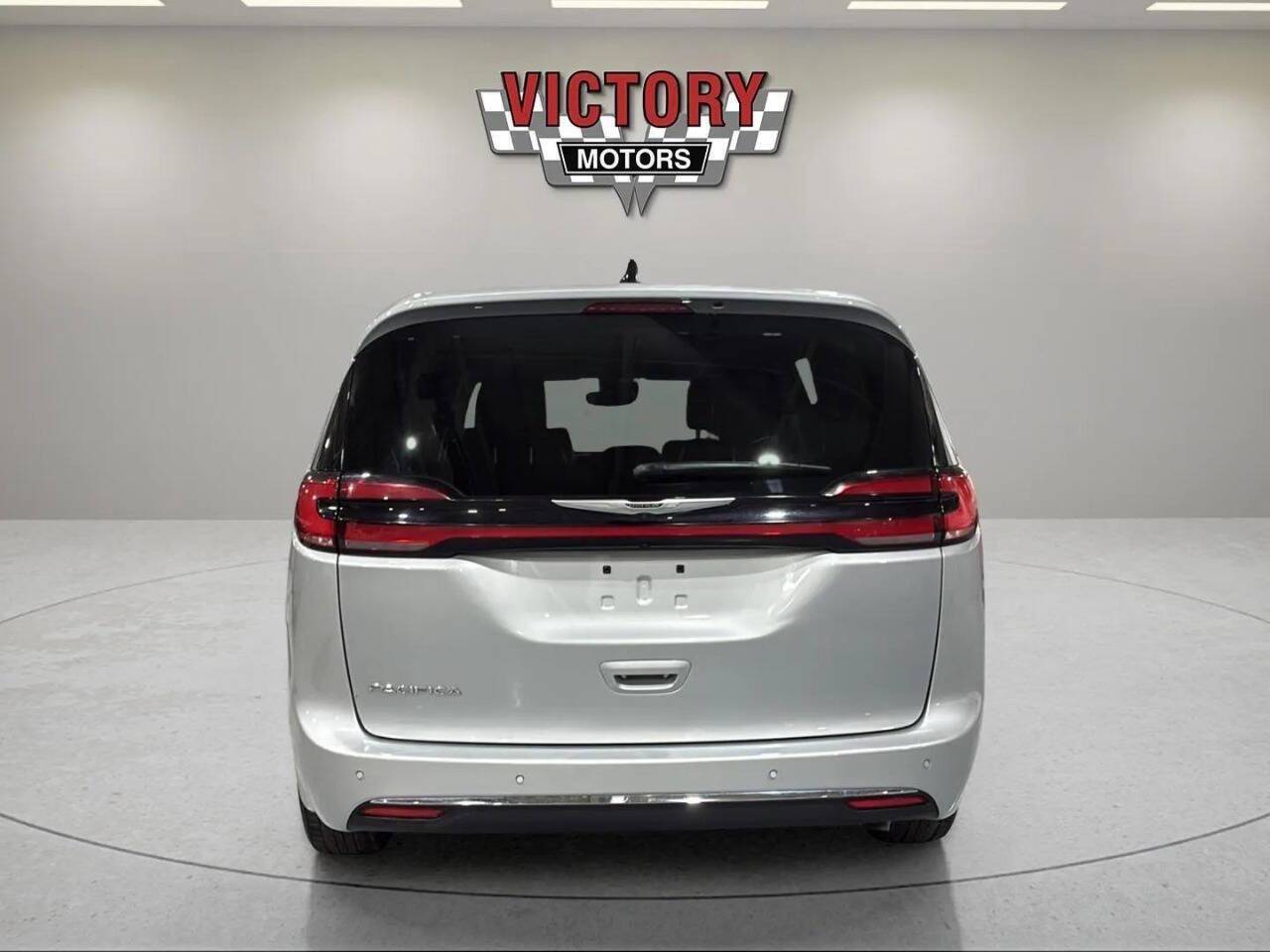 2023 Chrysler Pacifica Touring L 4dr Mini Van Chesterfield MI