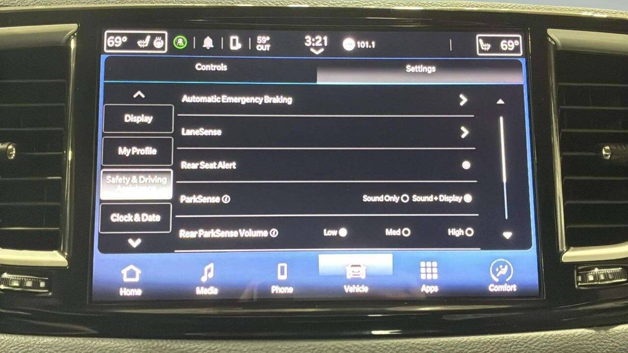 2023 Chrysler Pacifica Touring L 4dr Mini Van Chesterfield MI