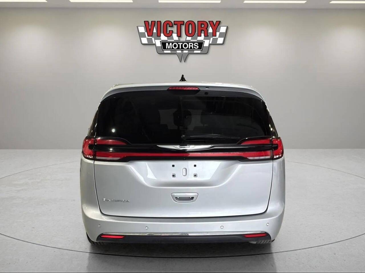 2023 Chrysler Pacifica Touring L 4dr Mini Van Chesterfield MI