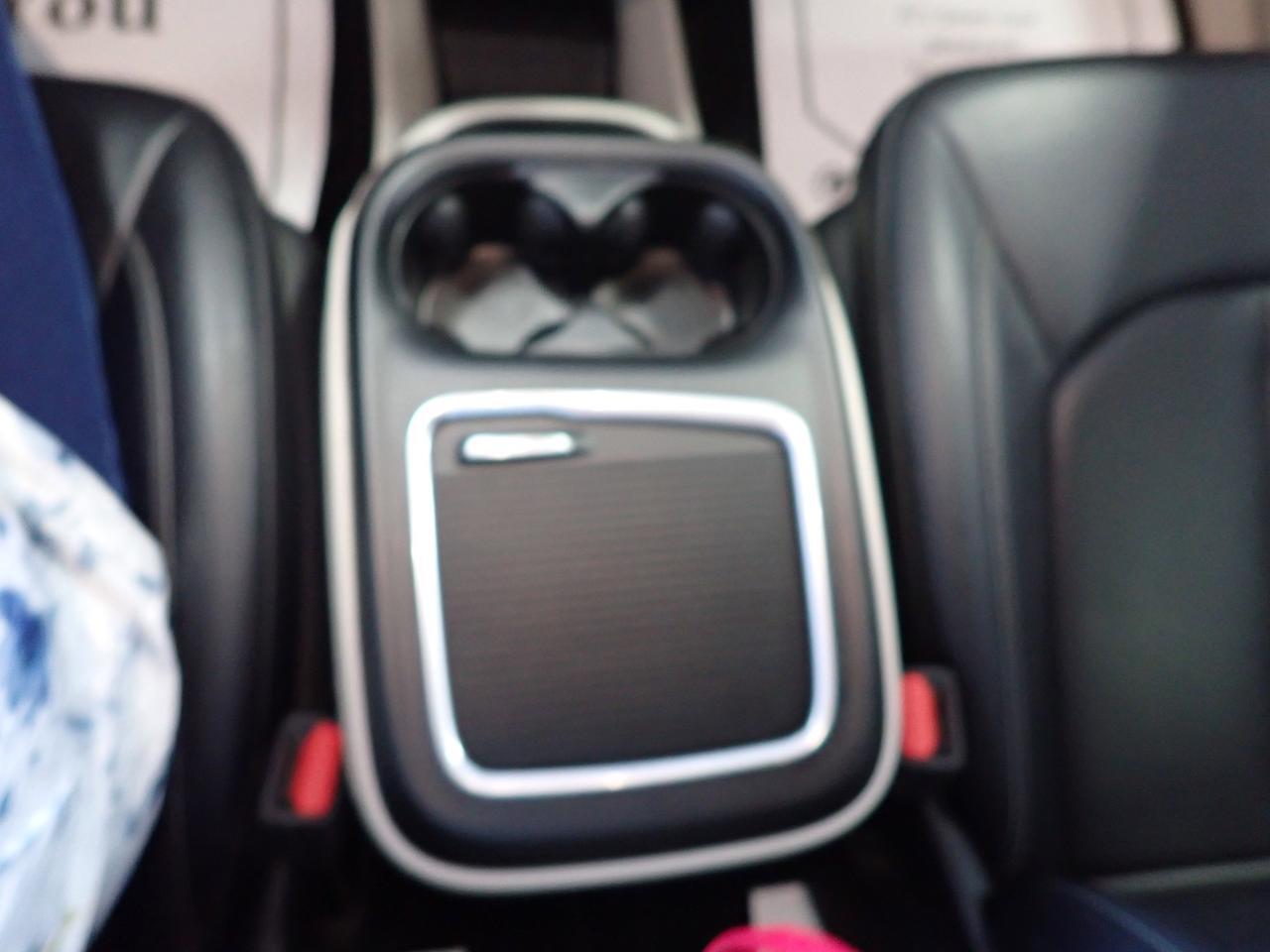 2023 Chrysler Pacifica Touring L AWD LEATHER 7PASS Listowel ON