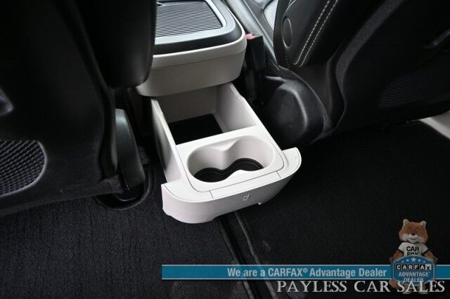 2023 Chrysler Pacifica Touring L / Auto Start / Power & Heated Leather Seats / Heated Steering / Adaptive Cruise / Lane Depart & Blind Spot Alert / Apple CarPlay & Android Auto / Back Up Cam / 3rd Row / Seats 7 / Block Heater / 1-Owner Anchorage AK