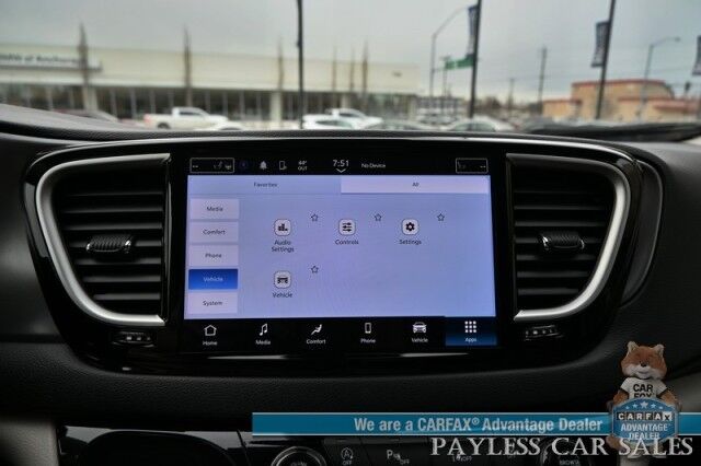 2023 Chrysler Pacifica Touring L / Auto Start / Power & Heated Leather Seats / Heated Steering / Adaptive Cruise / Lane Depart & Blind Spot Alert / Apple CarPlay & Android Auto / Back Up Cam / 3rd Row / Seats 7 / Block Heater / 1-Owner Anchorage AK