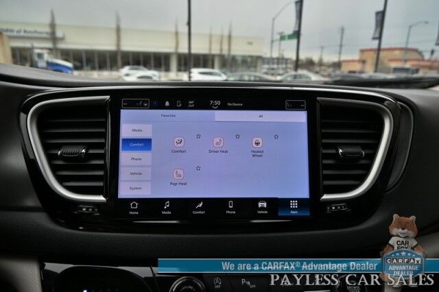 2023 Chrysler Pacifica Touring L / Auto Start / Power & Heated Leather Seats / Heated Steering / Adaptive Cruise / Lane Depart & Blind Spot Alert / Apple CarPlay & Android Auto / Back Up Cam / 3rd Row / Seats 7 / Block Heater / 1-Owner Anchorage AK