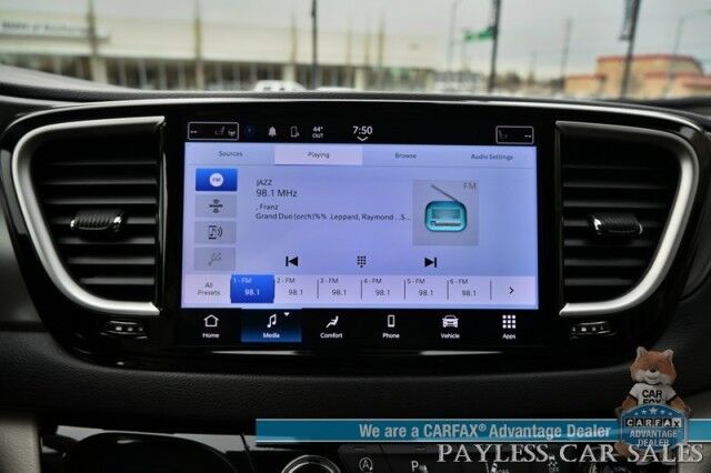 2023 Chrysler Pacifica Touring L / Auto Start / Power & Heated Leather Seats / Heated Steering / Adaptive Cruise / Lane Depart & Blind Spot Alert / Apple CarPlay & Android Auto / Back Up Cam / 3rd Row / Seats 7 / Block Heater / 1-Owner Anchorage AK