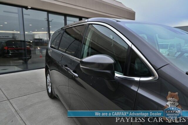 2023 Chrysler Pacifica Touring L / Auto Start / Power & Heated Leather Seats / Heated Steering / Adaptive Cruise / Lane Depart & Blind Spot Alert / Apple CarPlay & Android Auto / Back Up Cam / 3rd Row / Seats 7 / Block Heater / 1-Owner Anchorage AK
