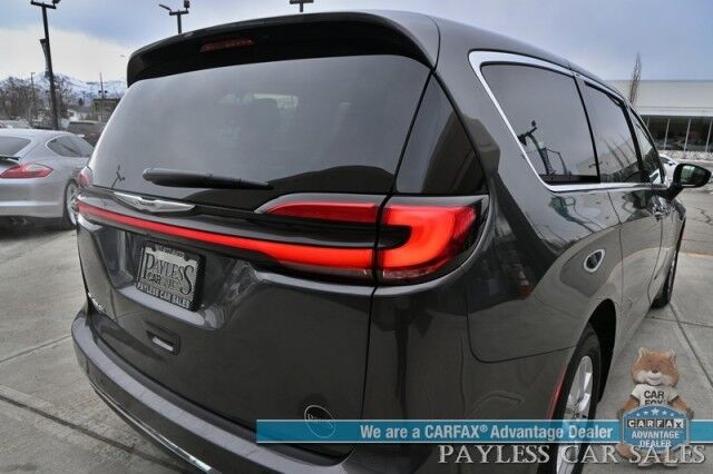 2023 Chrysler Pacifica Touring L / Auto Start / Power & Heated Leather Seats / Heated Steering / Adaptive Cruise / Lane Depart & Blind Spot Alert / Apple CarPlay & Android Auto / Back Up Cam / 3rd Row / Seats 7 / Block Heater / 1-Owner Anchorage AK