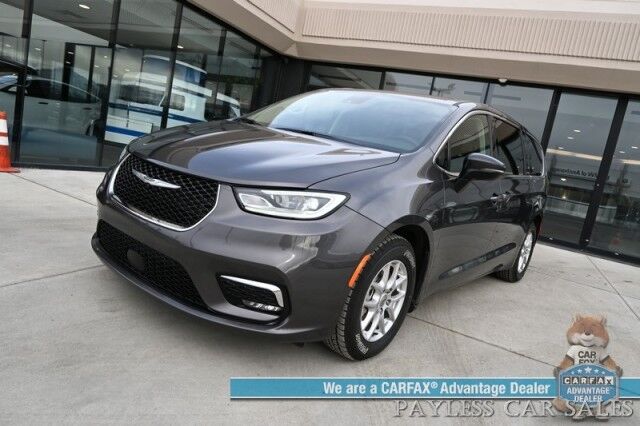 2023 Chrysler Pacifica Touring L / Auto Start / Power & Heated Leather Seats / Heated Steering / Adaptive Cruise / Lane Depart & Blind Spot Alert / Apple CarPlay & Android Auto / Back Up Cam / 3rd Row / Seats 7 / Block Heater / 1-Owner Anchorage AK