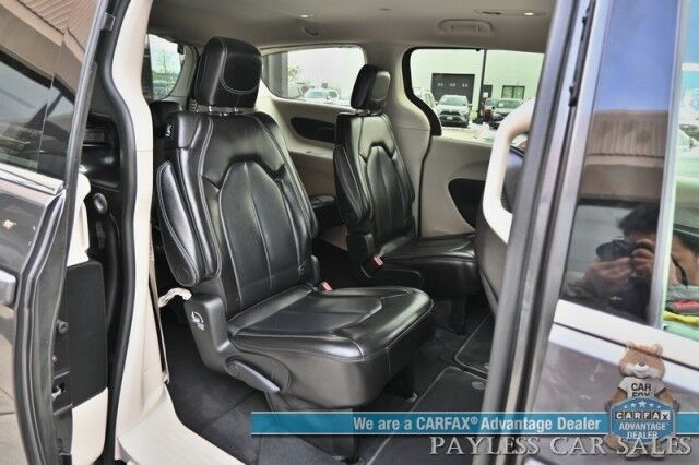 2023 Chrysler Pacifica Touring L / Auto Start / Power & Heated Leather Seats / Heated Steering / Adaptive Cruise / Lane Depart & Blind Spot Alert / Apple CarPlay & Android Auto / Back Up Cam / 3rd Row / Seats 7 / Block Heater / 1-Owner Anchorage AK